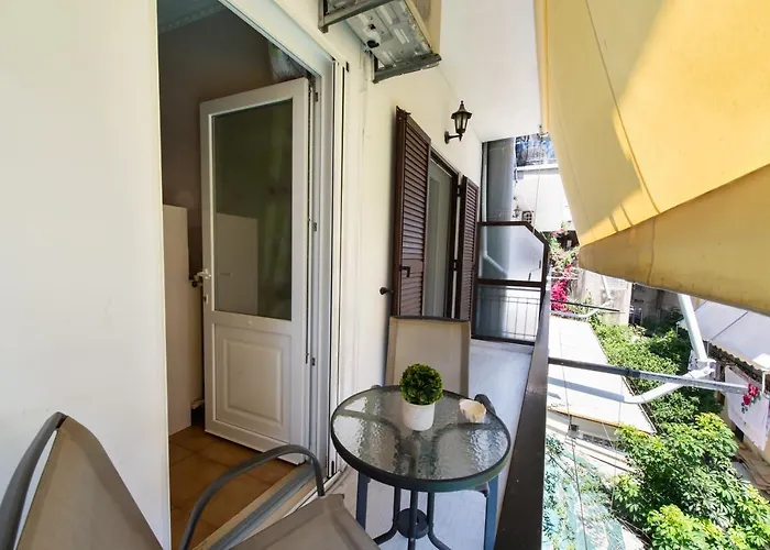 Lefkas City Apartments & Suites